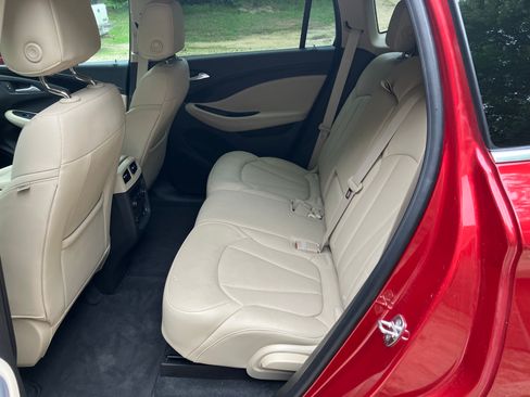Used 2018 Buick Envision Premium AWD/4WD image 6