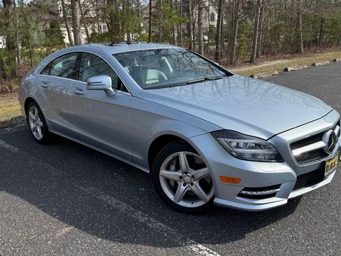 Used 2014 Mercedes-Benz CLS 550 4MATIC image 6