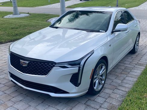 Used 2023 Cadillac CT4 Luxury w/ Sun And Sound Package RWD image 2