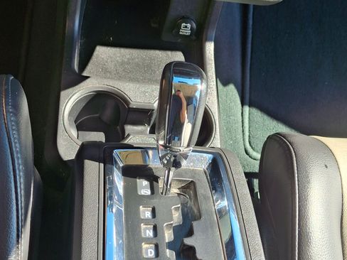 Used 2009 Dodge Journey R/T w/ Convenience Group II image 18