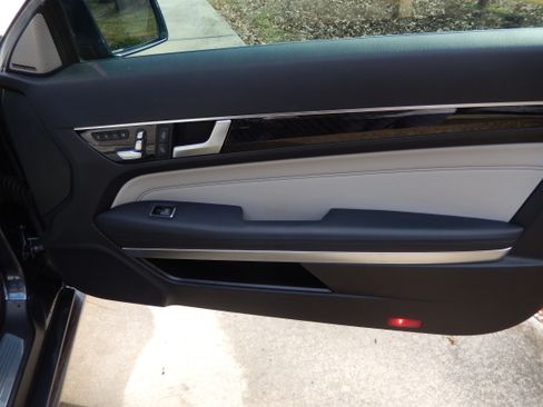 Used 2016 Mercedes-Benz E 400 4MATIC Coupe image 8