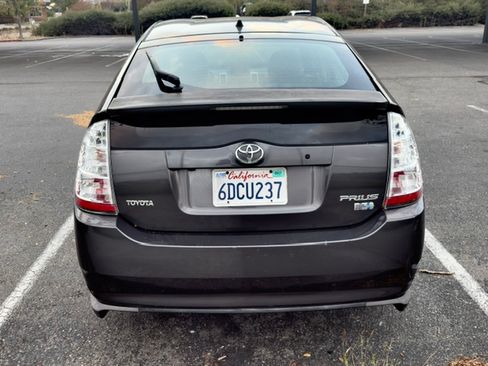 Used 2008 Toyota Prius Touring w/ Pkg 6 FWD image 6