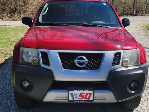 Used 2011 Nissan Xterra S w/ 4X4 Value Package image 11