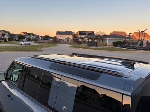 Used 2020 Land Rover Defender 110 HSE image 11