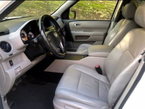 Used 2011 Honda Pilot EX-L image 12