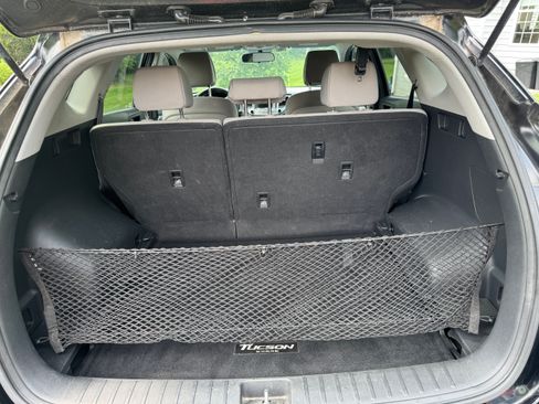 Used 2017 Hyundai Tucson SE w/ Cargo Package FWD image 17