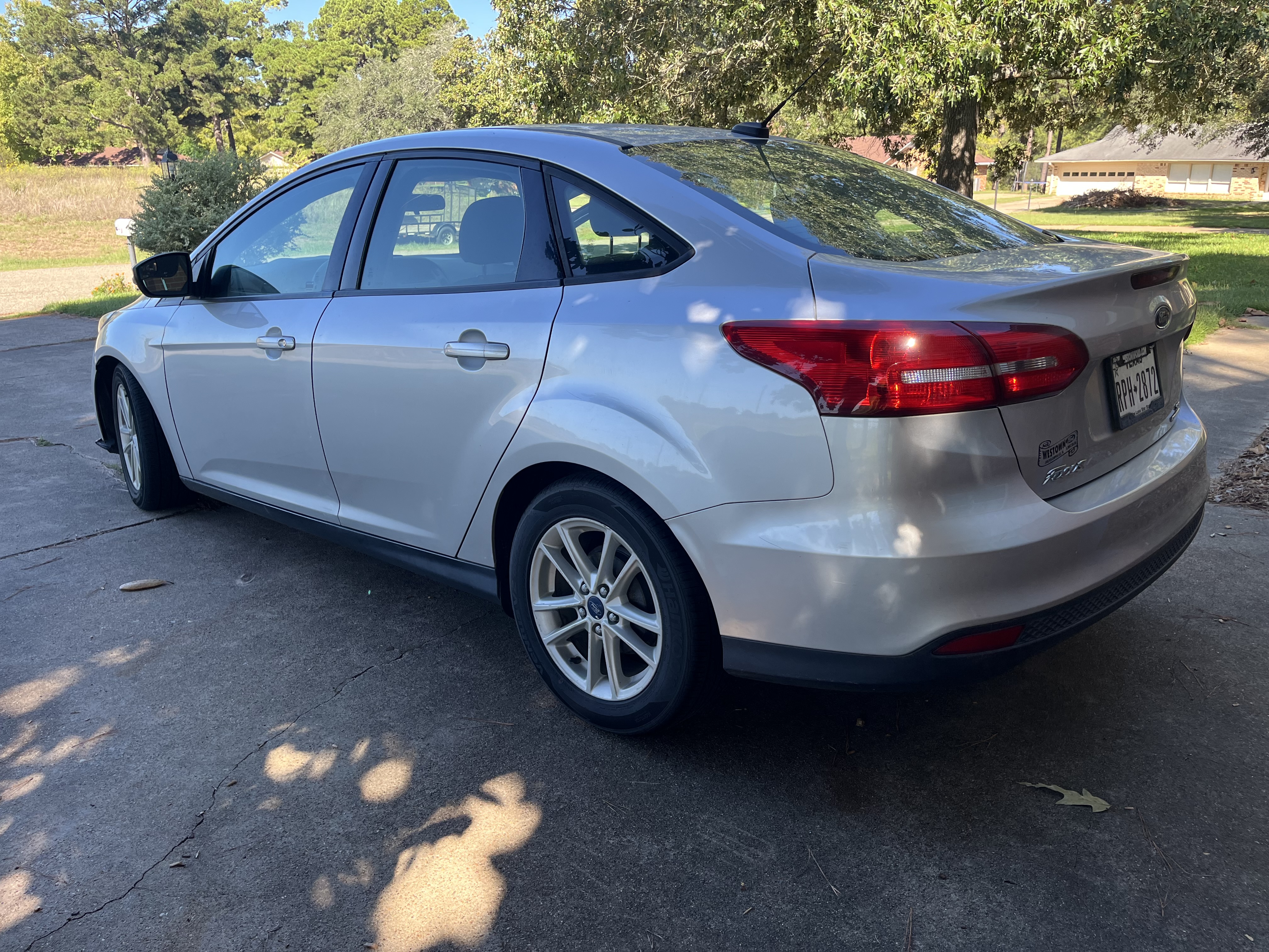 Used 2016 Ford Focus SE FWD image 5