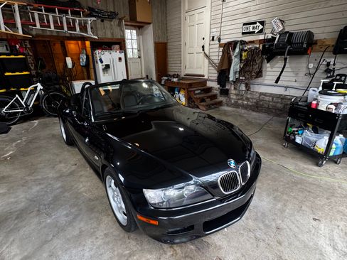 Used 2001 BMW Z3 3.0i RWD image 4