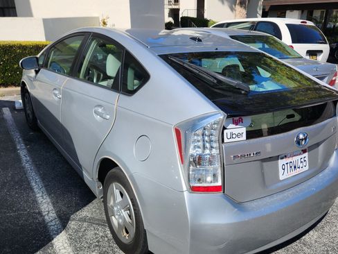 Used 2011 Toyota Prius Two image 5