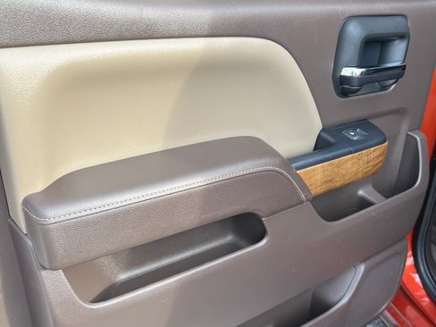 Used 2015 Chevrolet Silverado 1500 LTZ w/ Texas Edition, 1LZ Trim image 11