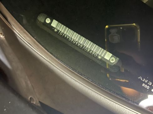 Used 1999 Chevrolet Corvette Convertible w/ Memory Pkg image 6