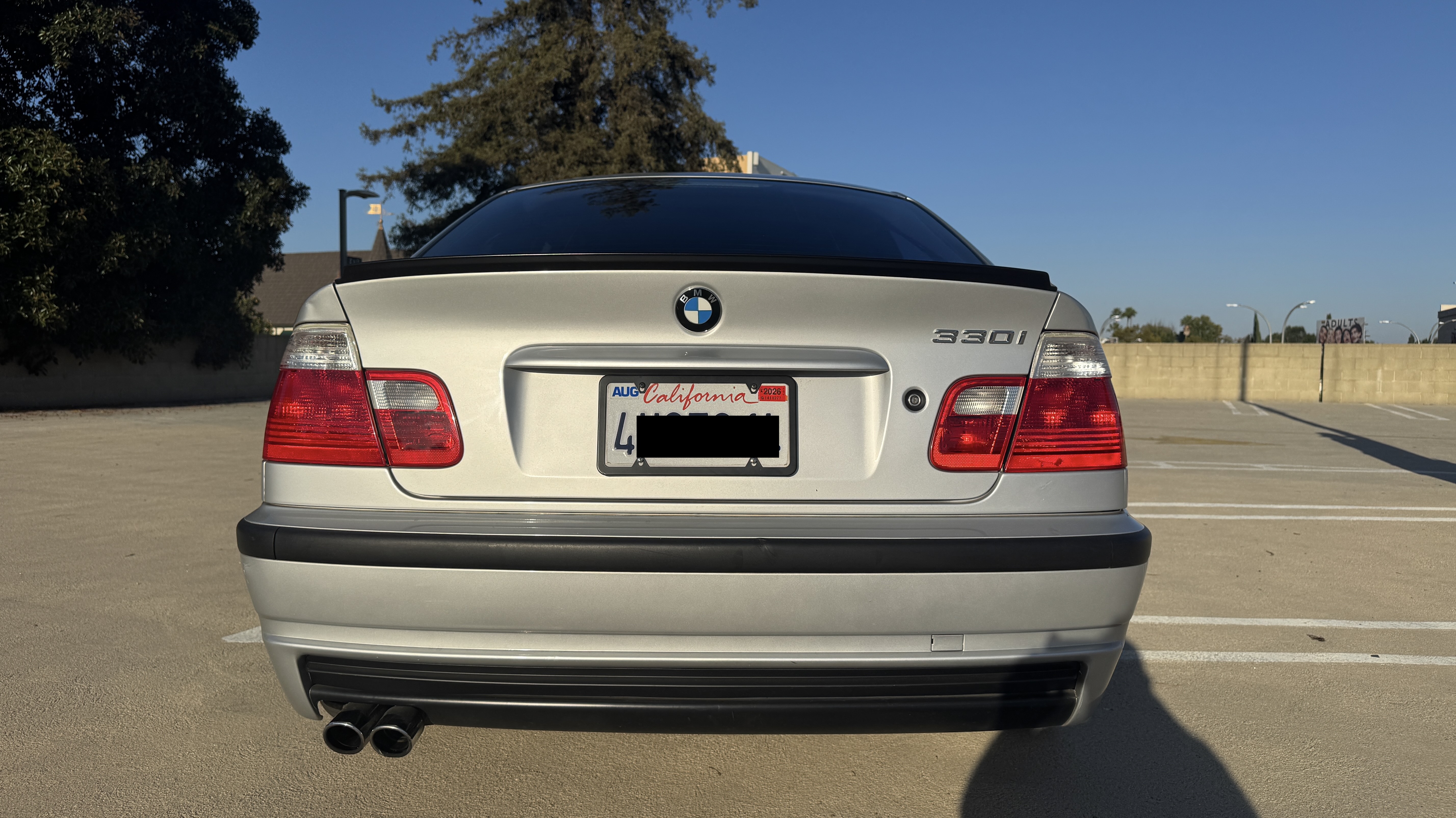 Used 2001 BMW 330i Sedan image 6