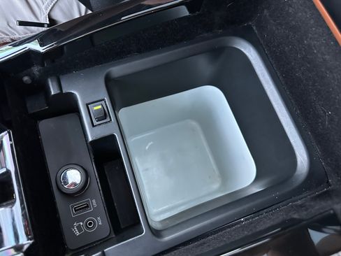 Used 2014 Land Rover Range Rover Sport Autobiography image 31