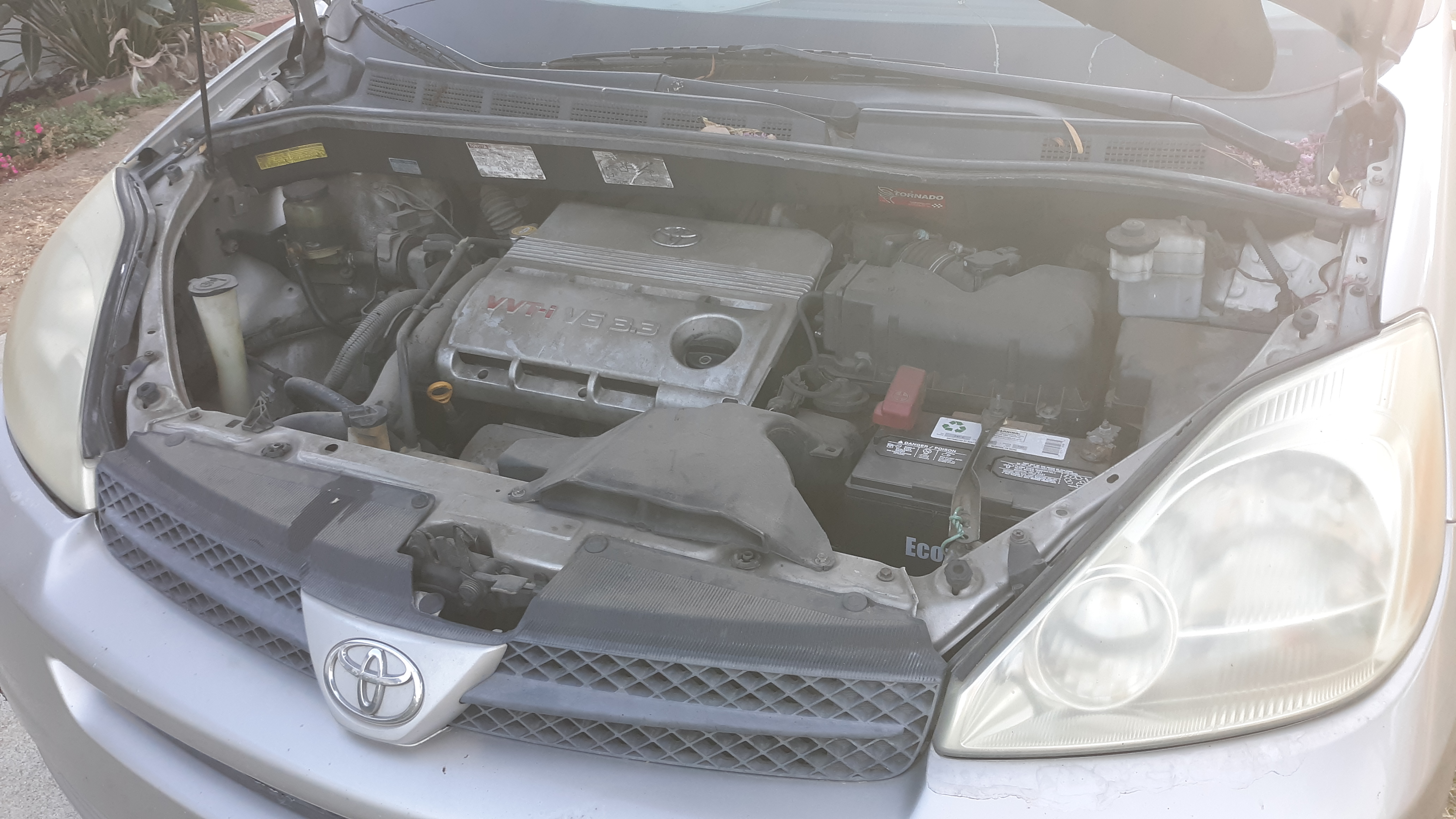 Used 2004 Toyota Sienna LE w/ LE Pkg 1 FWD image 13