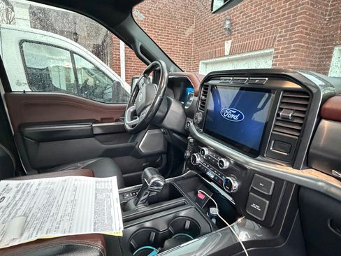 Used 2021 Ford F150 Lariat w/ Equipment Group 502A High image 5