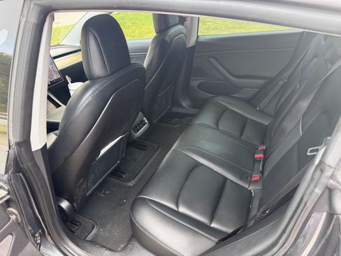 Used 2019 Tesla Model 3 Standard Range Plus RWD image 8