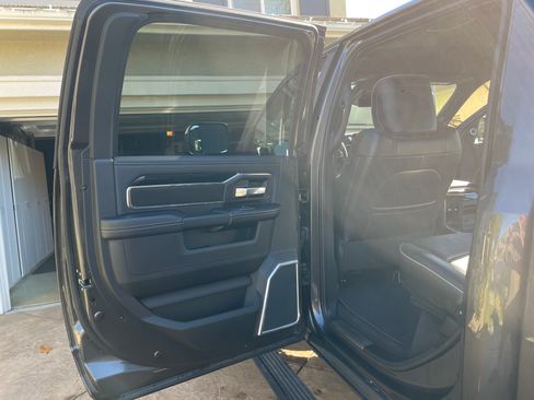 Used 2022 RAM 3500 Laramie image 17