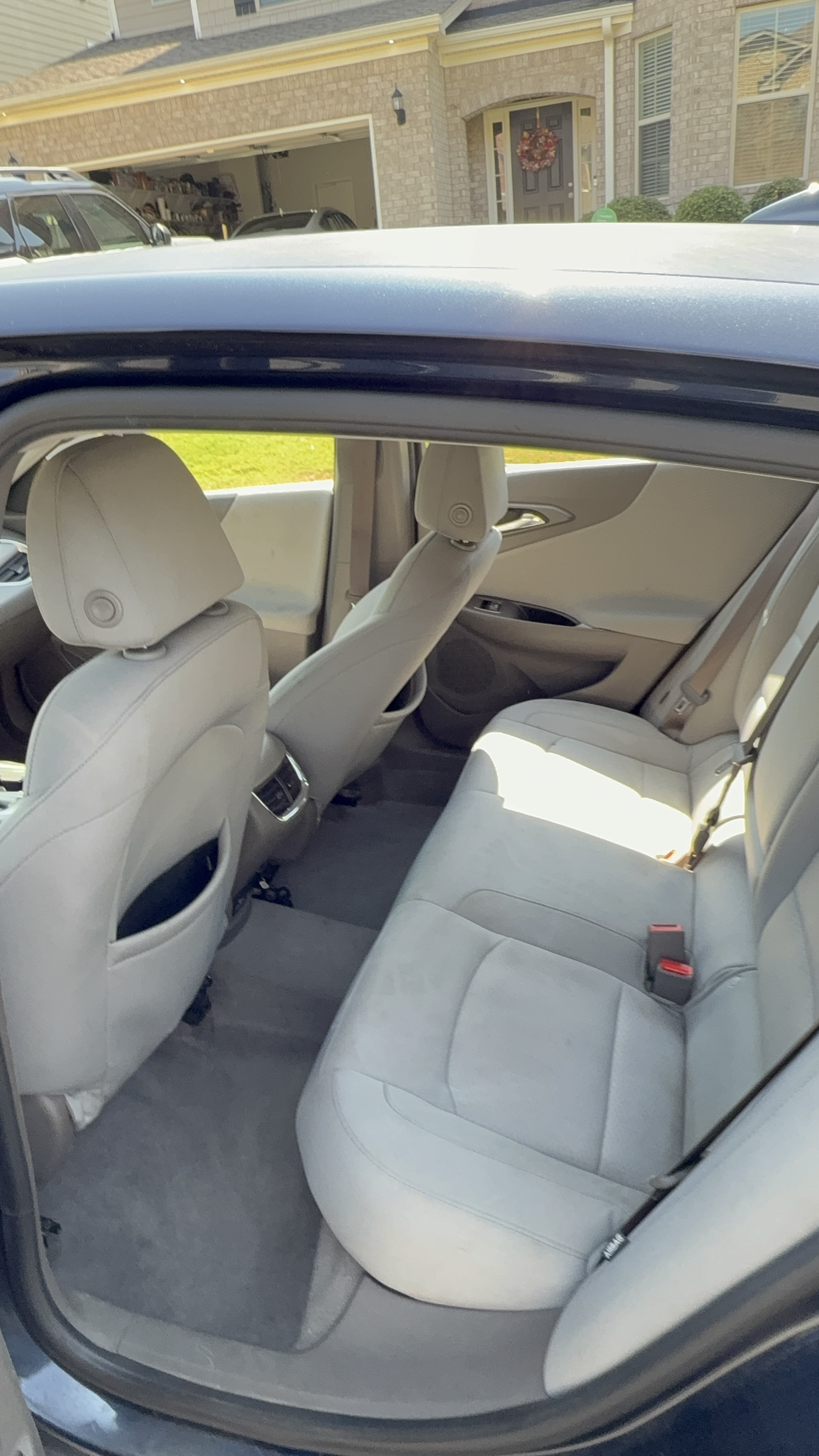 Used 2016 Chevrolet Malibu LT FWD image 4