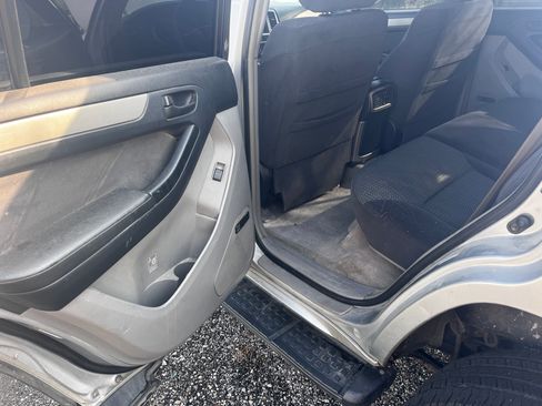 Used 2004 Toyota 4Runner Sport image 19