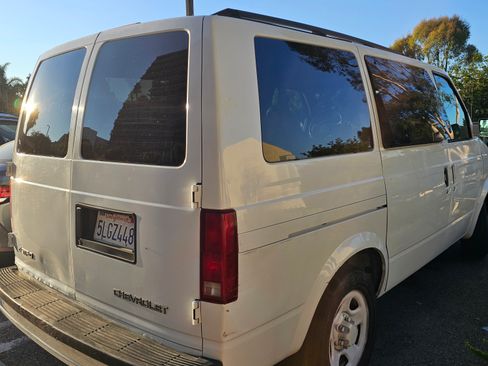 Used 2005 Chevrolet Astro Passenger image 5