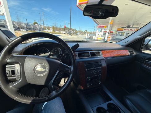 Used 2007 Chevrolet Tahoe LT w/ LT Preferred Equipment Group image 14