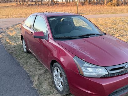 Used 2010 Ford Focus SE