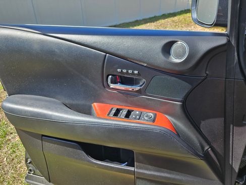 Used 2010 Lexus RX 350 2WD image 9