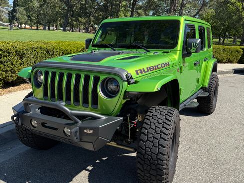 Used 2018 Jeep Wrangler Unlimited Rubicon image 9