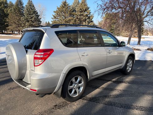 Used 2010 Toyota RAV4 Limited image 2