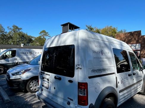 Used 2010 Ford Transit Connect XLT image 6