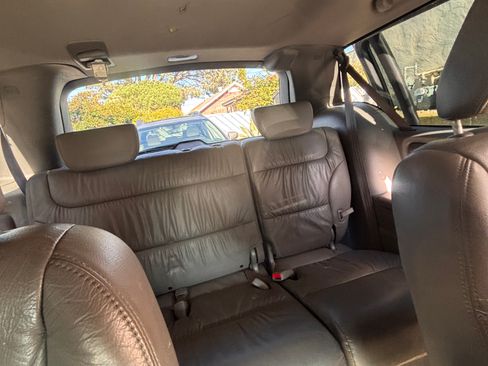 Used 2010 Honda Odyssey EX-L image 9