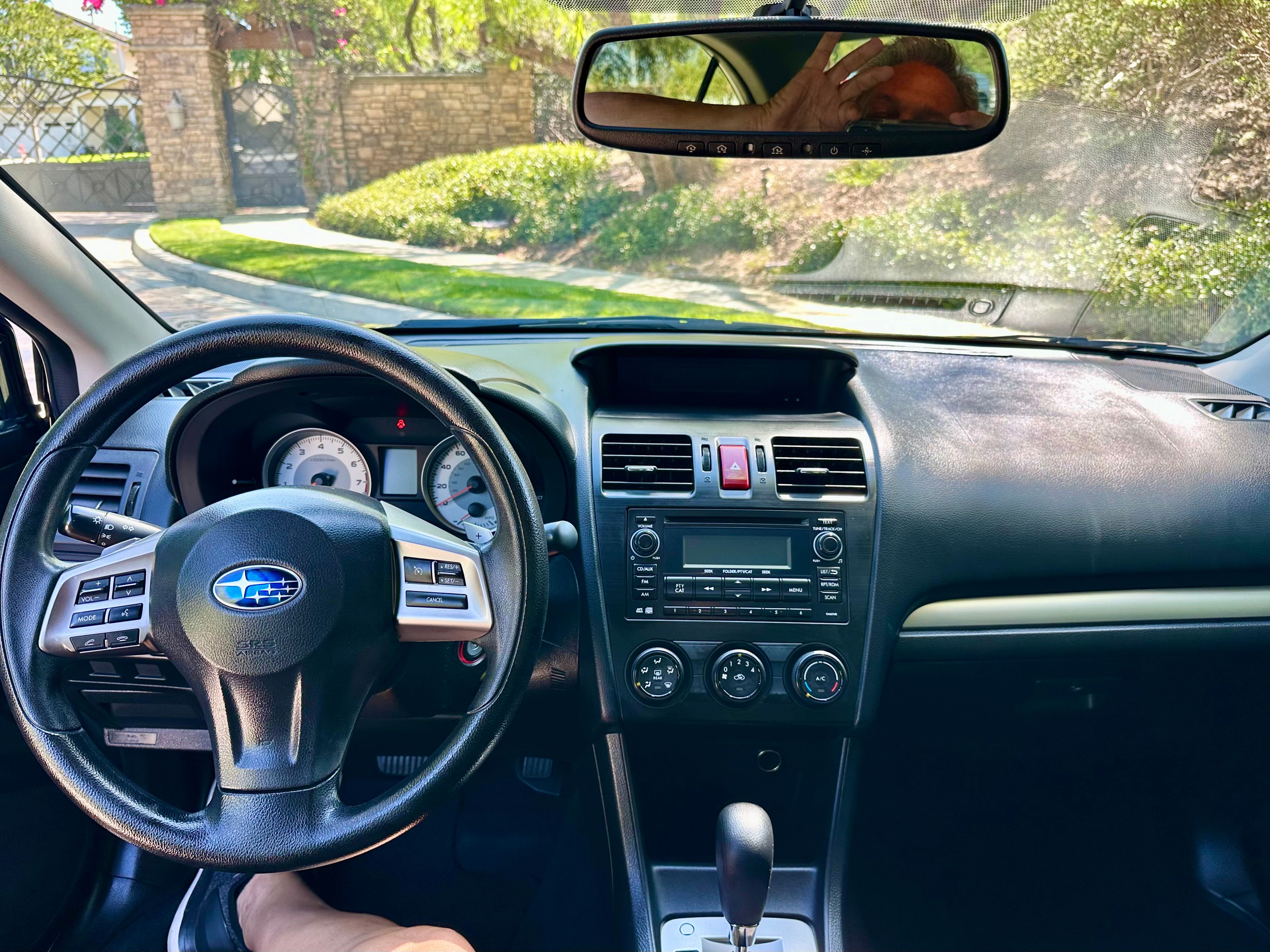 Used 2014 Subaru Impreza 2.0i Premium w/ All-Weather Package w/CVT AWD/4WD image 9