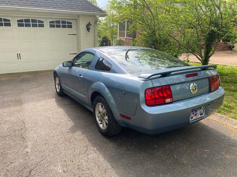 Used 2006 Ford Mustang Coupe image 1