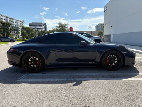 Used 2018 Porsche 911 GT3 RS image 2