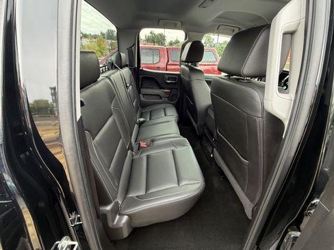 Used 2016 GMC Sierra 1500 SLE w/ SLE Value Package AWD/4WD image 14