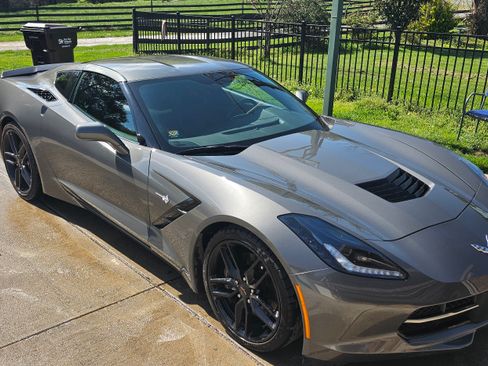 Used 2015 Chevrolet Corvette Stingray Coupe image 13