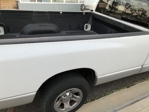 Used 2005 Dodge Ram 1500 Truck SLT RWD image 15