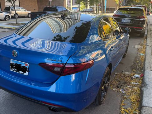 Used 2020 Alfa Romeo Giulia Ti w/ TI Performance Package image 8