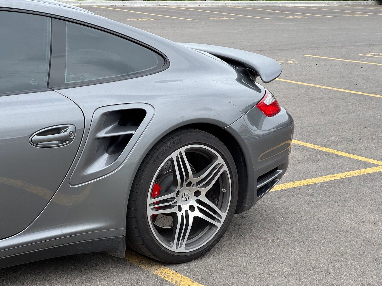 Used 2007 Porsche 911 Turbo AWD/4WD image 8