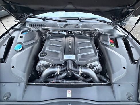 Used 2017 Porsche Cayenne S w/ Premium Plus Package image 24