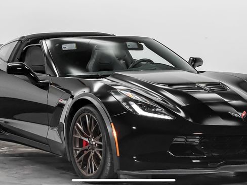 Used 2016 Chevrolet Corvette Z06 w/ Battery Protection Package image 2