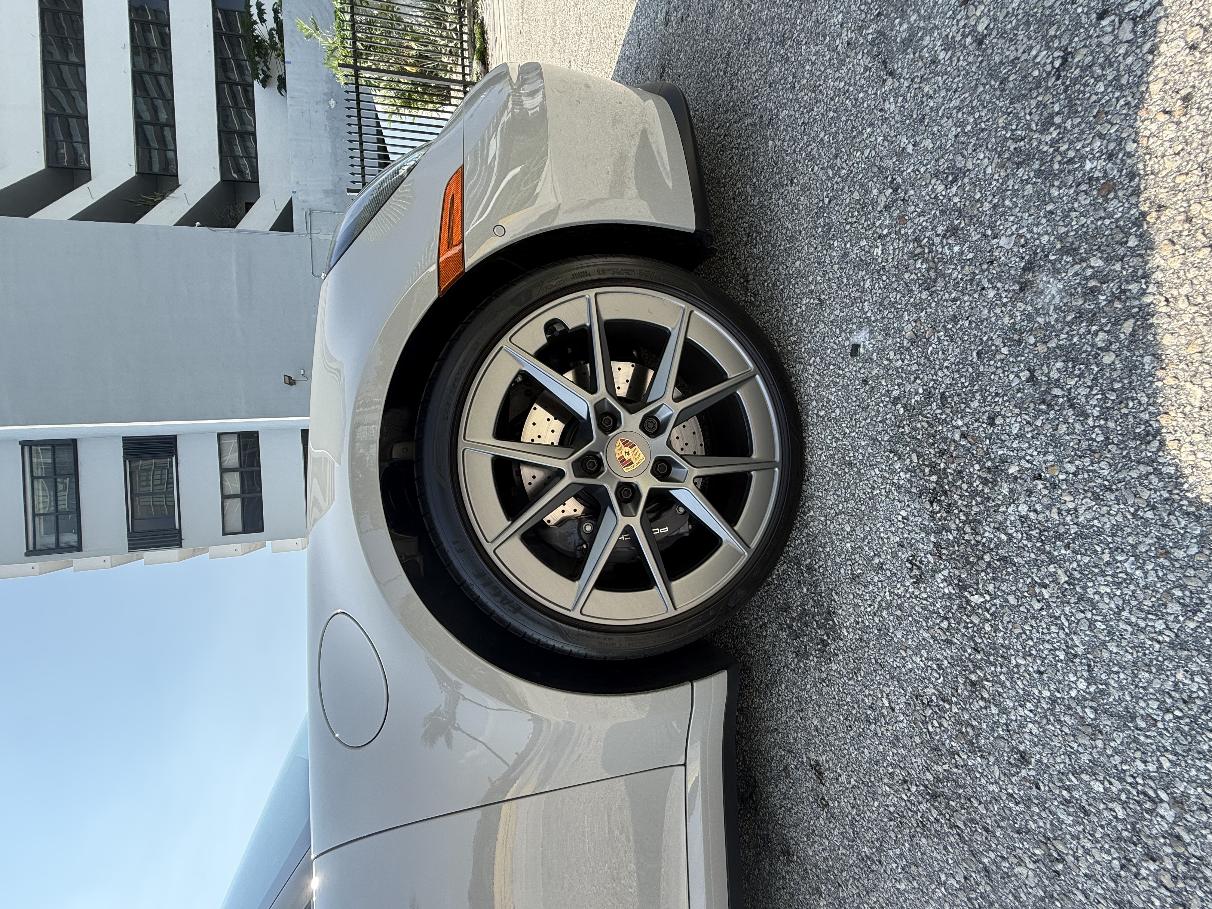 Used 2025 Porsche 911 Carrera RWD image 11