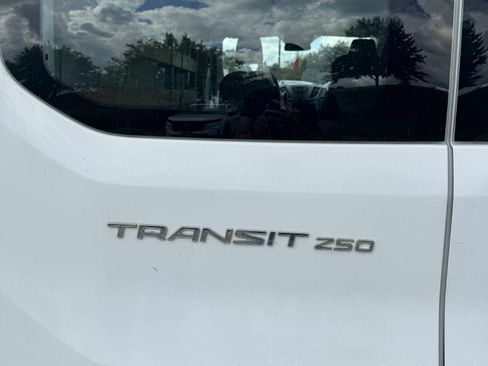 Used 2018 Ford Transit 250 130 Low Roof w/ Exterior Upgrade Package image 4