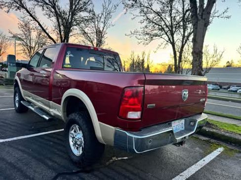 Used 2011 RAM 2500 Laramie w/ HD Snow Plow Prep Group image 2