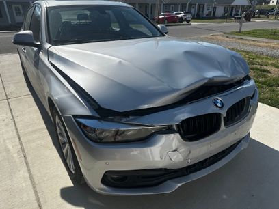Used 2017 BMW 320i xDrive Sedan