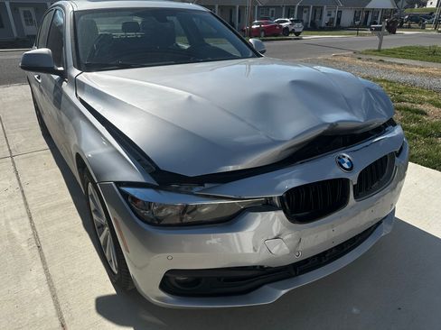 Used 2017 BMW 320i xDrive Sedan image 1