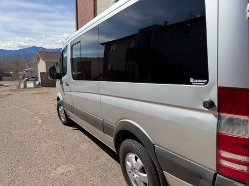 Used 2012 Mercedes-Benz Sprinter 2500 image 21