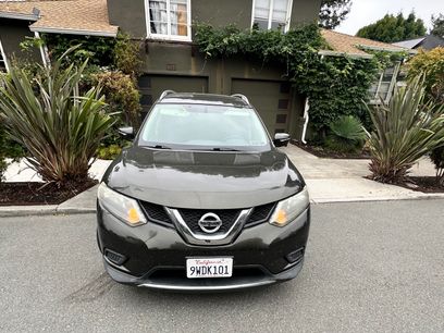 Used 2015 Nissan Rogue SV w/ SV Premium Package