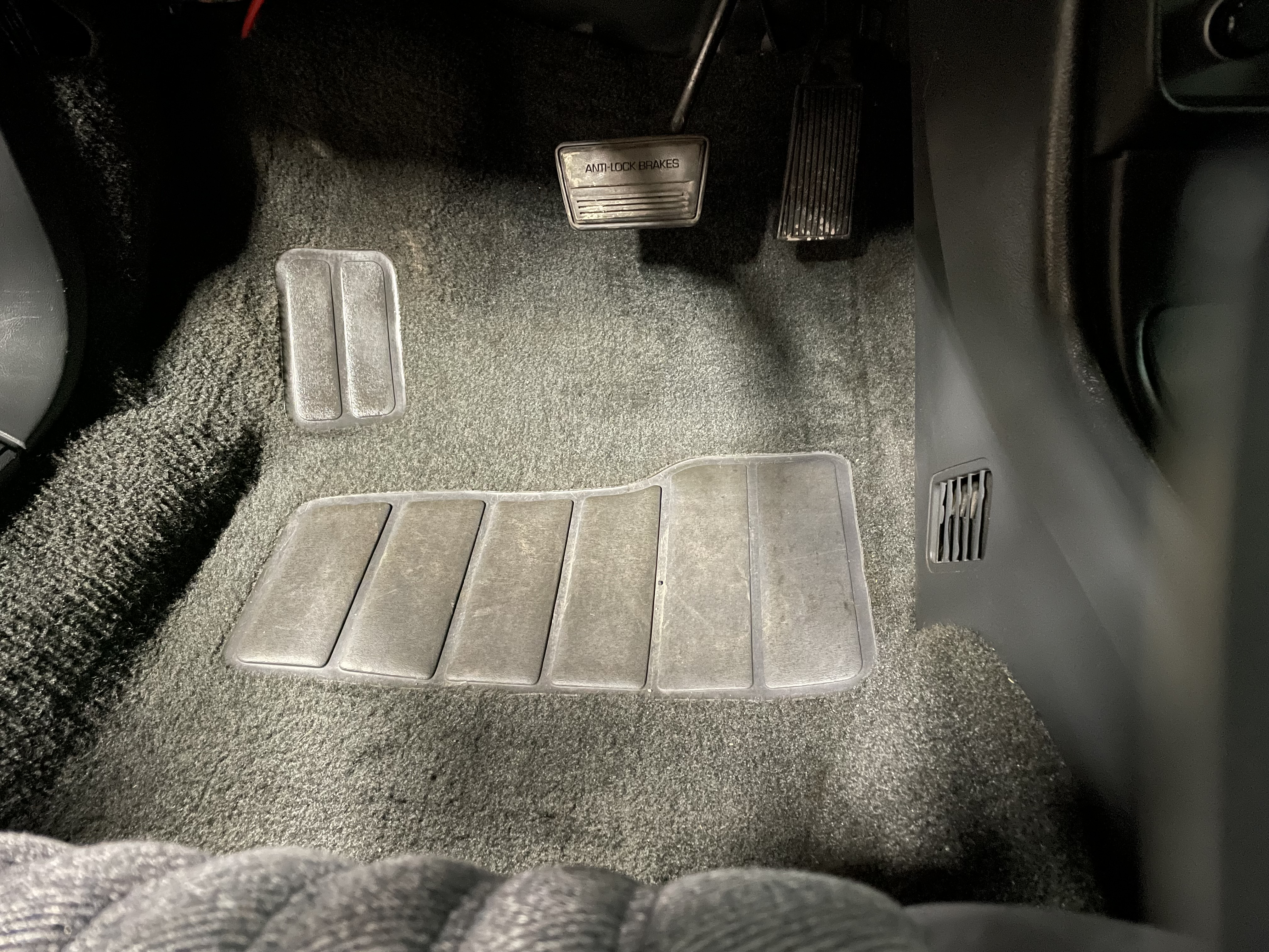 Used 1992 Chevrolet Cavalier Z24 FWD image 26