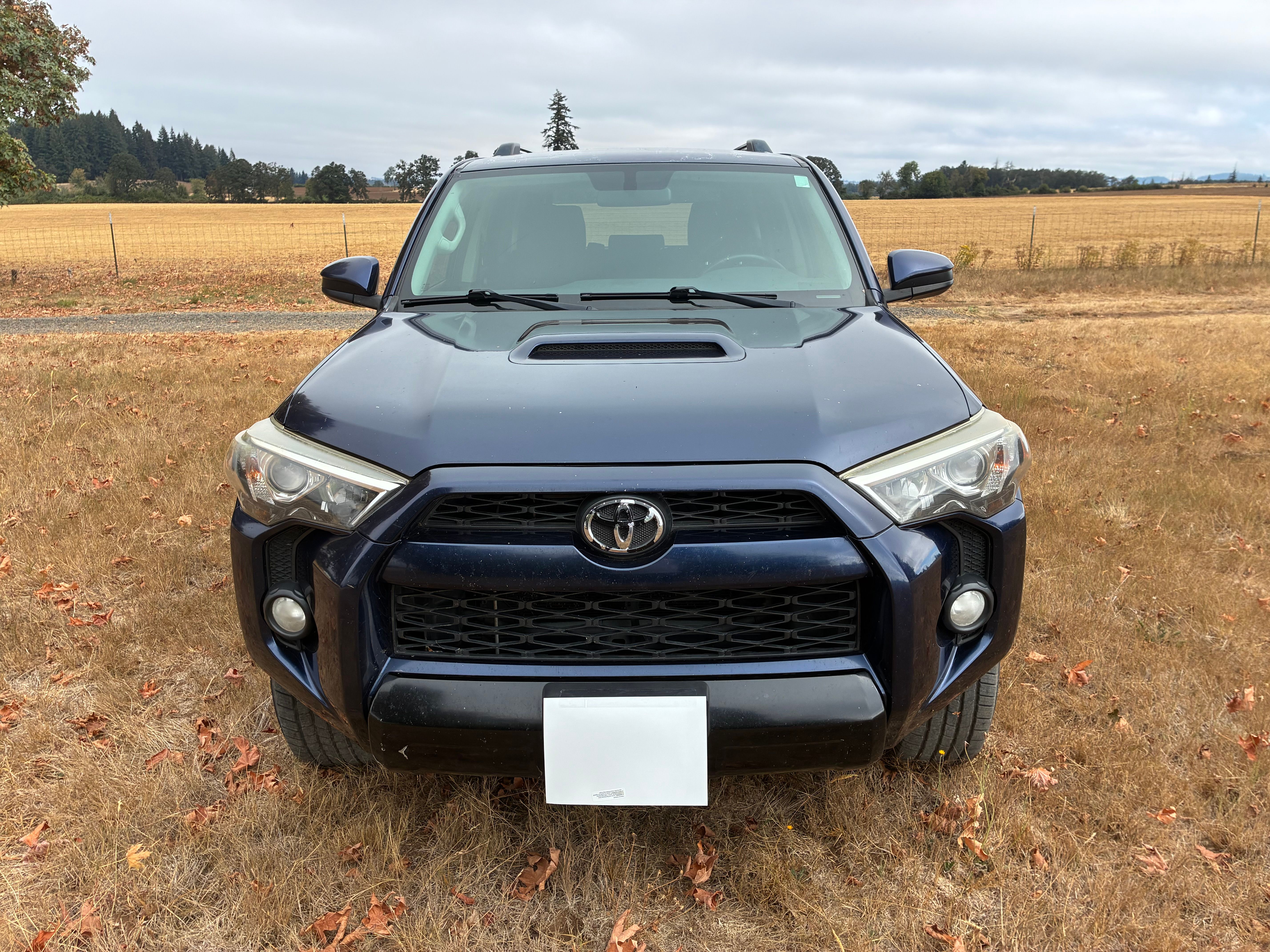 Used 2014 Toyota 4Runner Trail AWD/4WD image 2